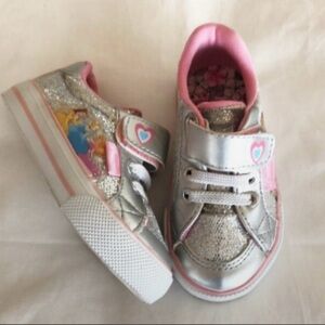 Shoes Disney Princess toddler girls size 5M new man made materials velcro strap-